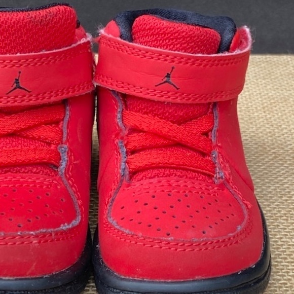 Nike/Jordan Jump man Heritage Toddler 5 B. Red basketball high top sneakers. - Picture 9 of 9